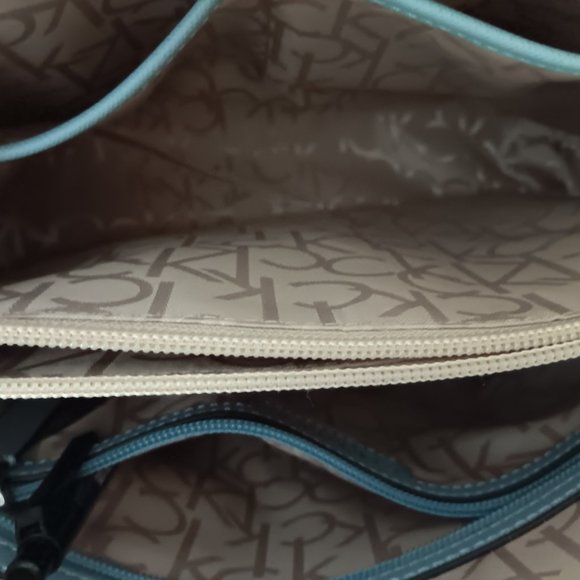 NWOT Small Calvin Klein Satchel - Picture 6 of 8